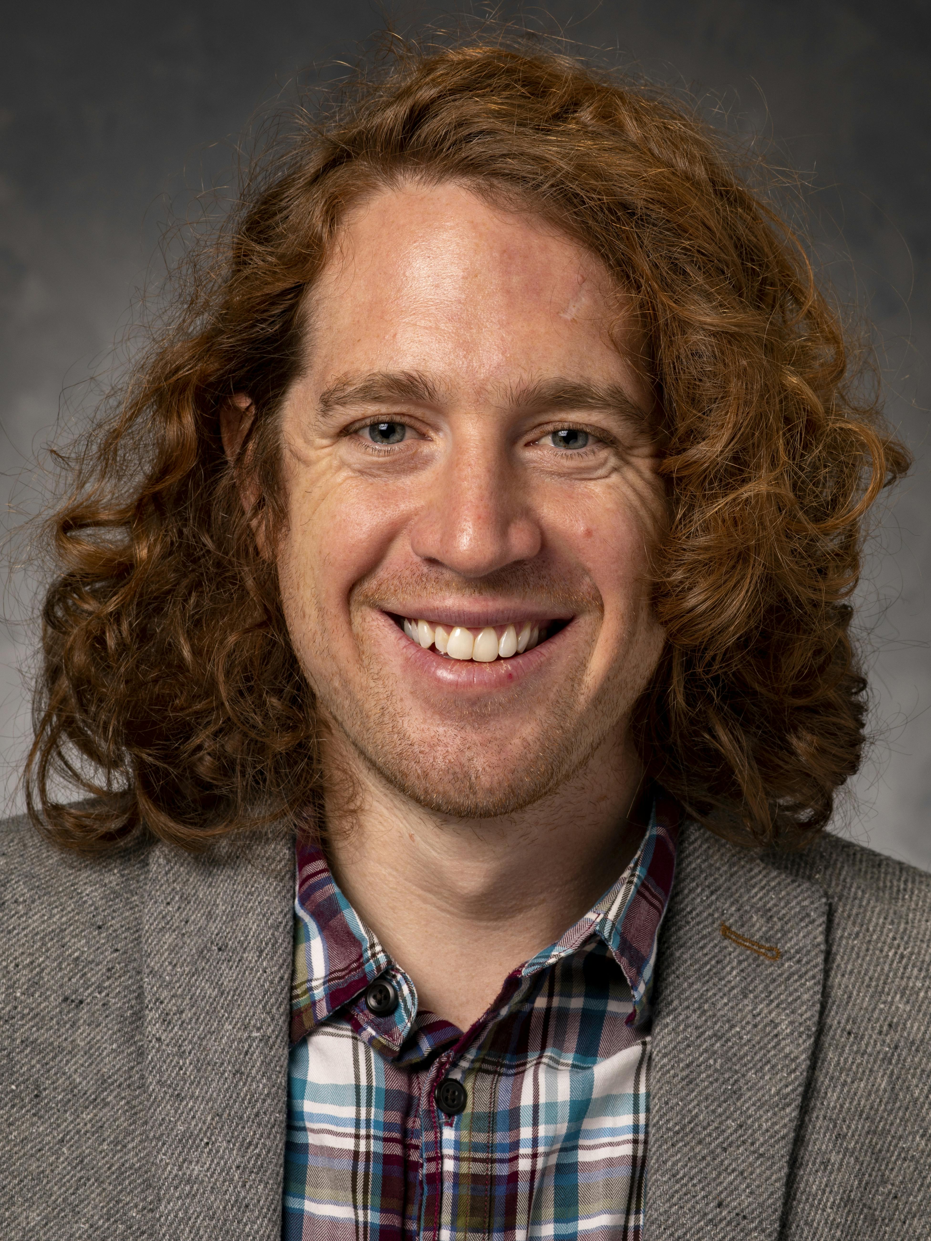 Denis Dumas headshot