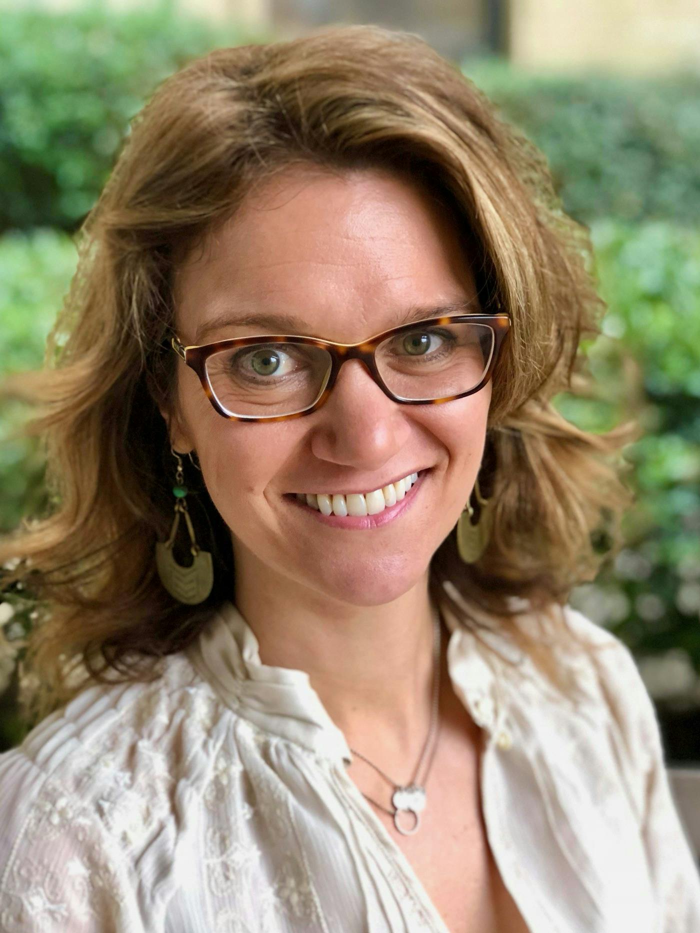 Isabelle G. Crowder headshot