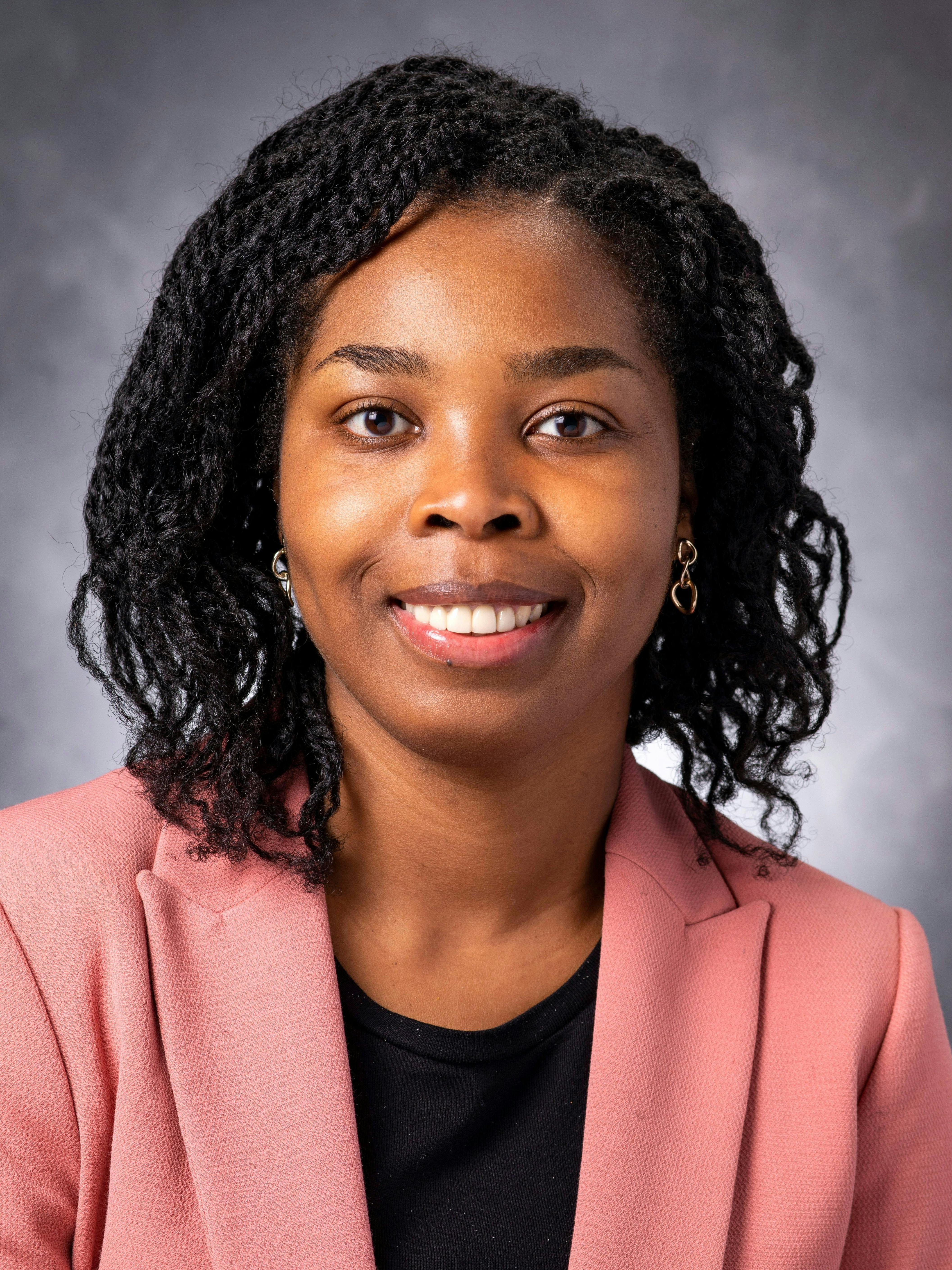 Kadianne Francis headshot