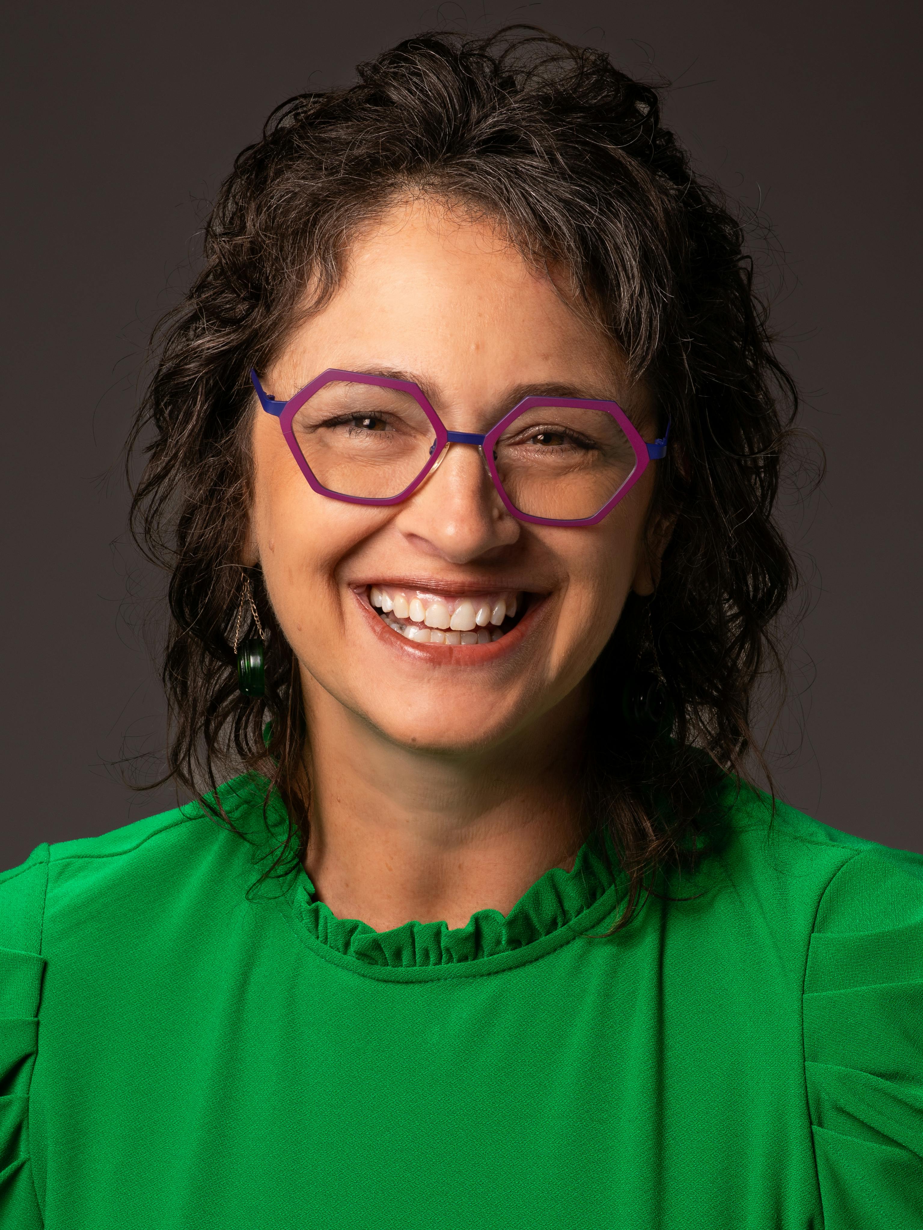 Melisa Misha Cahnmann-Taylor headshot