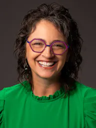 Melisa Misha Cahnmann-Taylor headshot