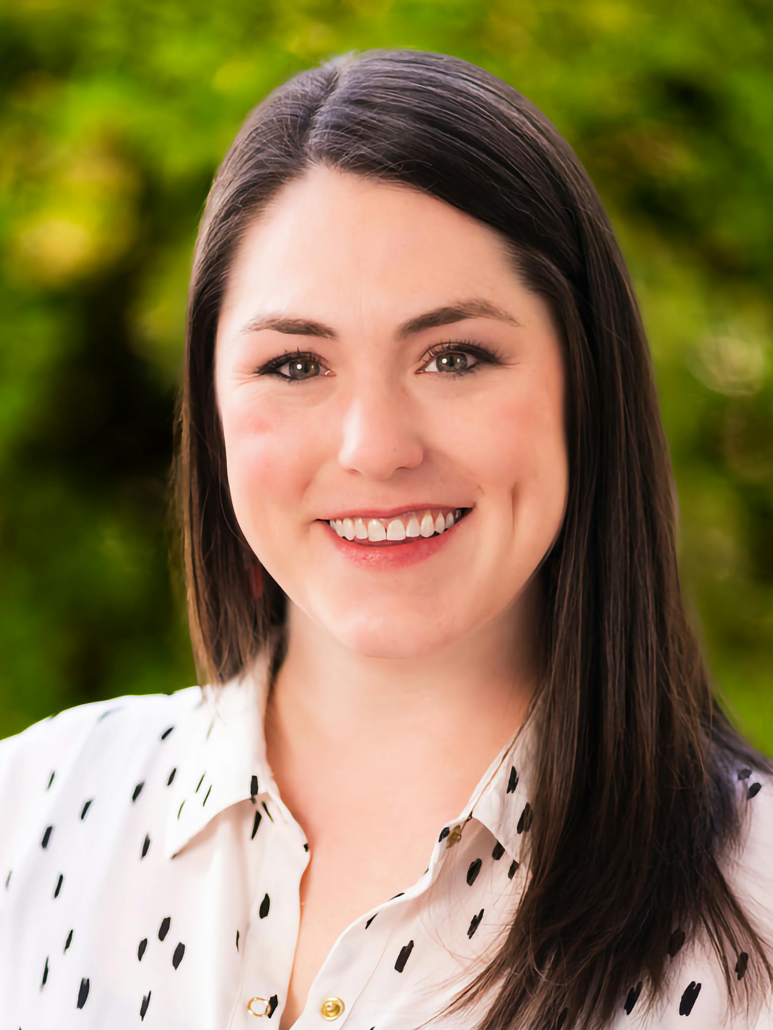 Rebekah Seabolt headshot