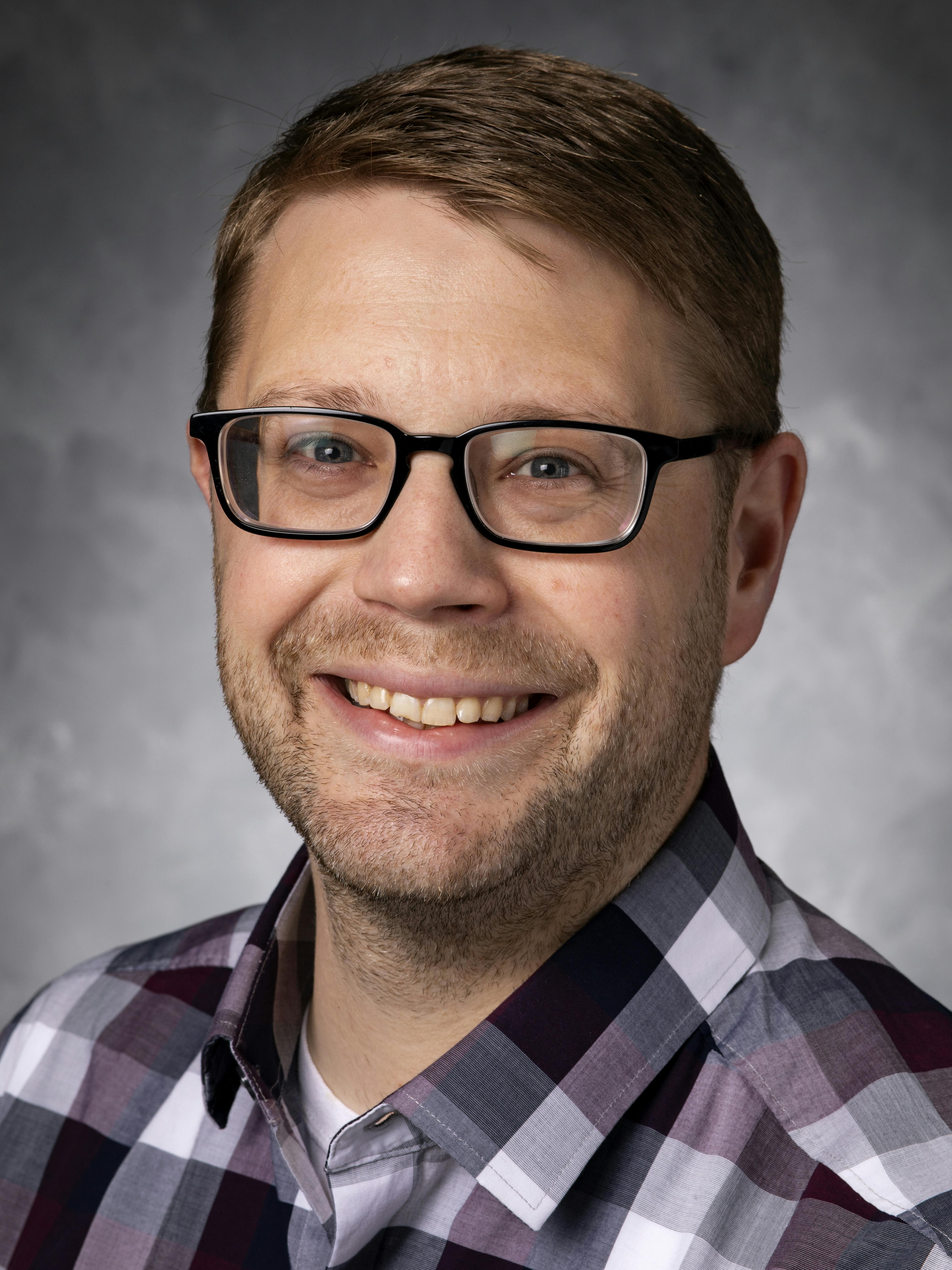 Ryan Schey, Ph.D. headshot