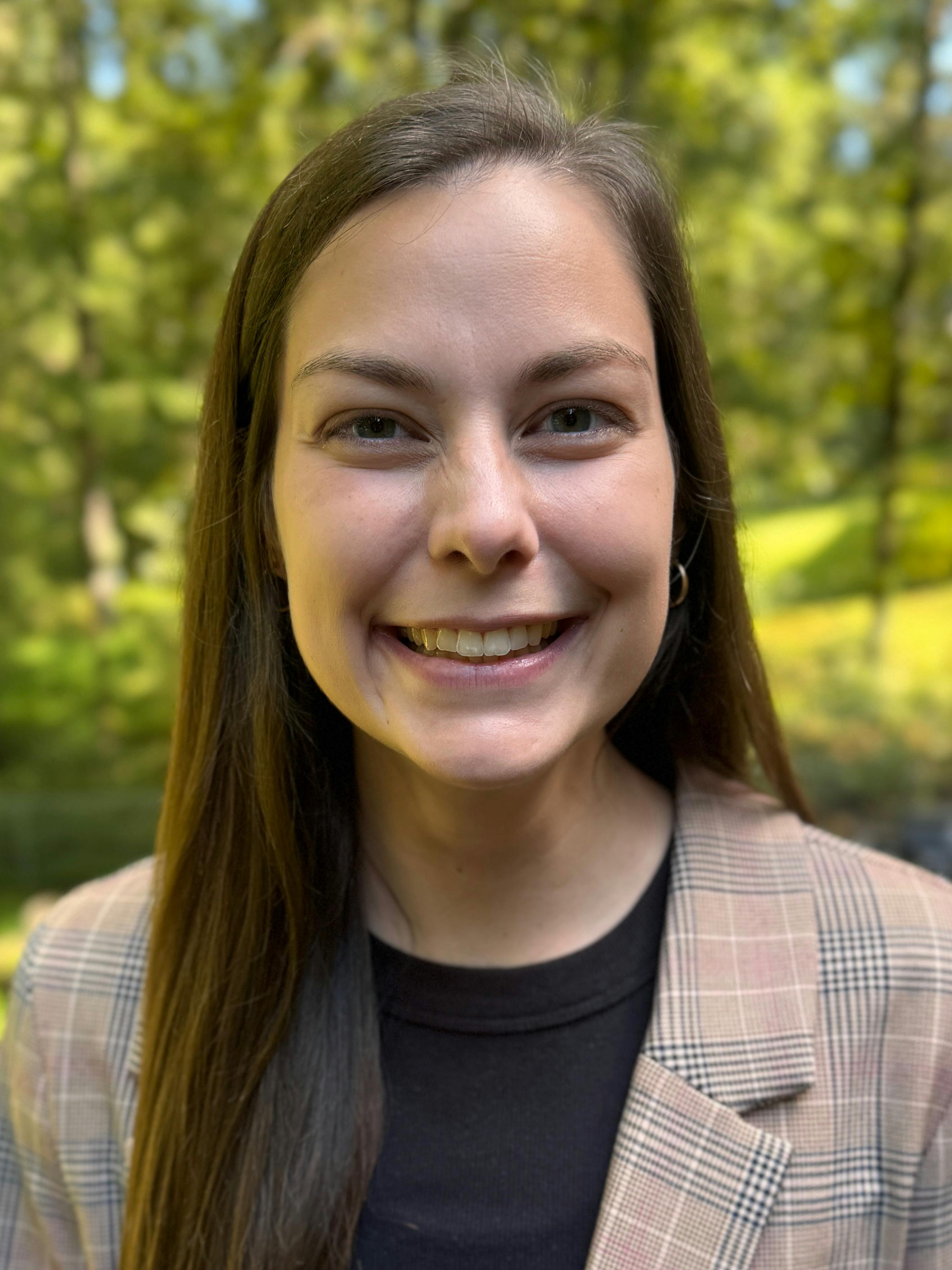 Sara Kathryn Snyder headshot